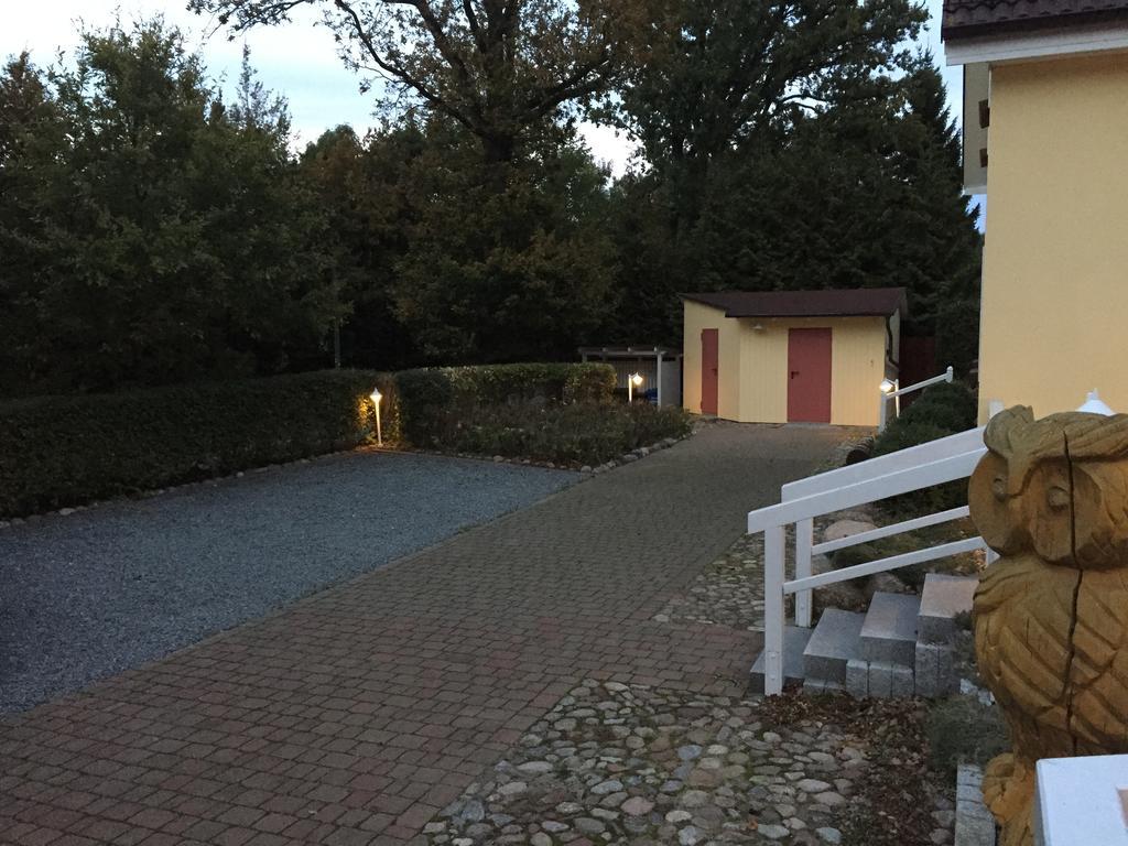 Ferienwohnung Eulenhof Rügen Putbus Exterior foto